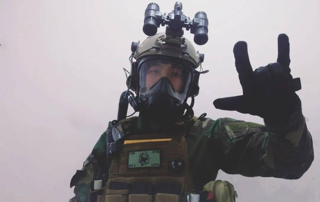 
自由兵军事喜好者协会纳新‘火狐电竞官方网站’(图12)