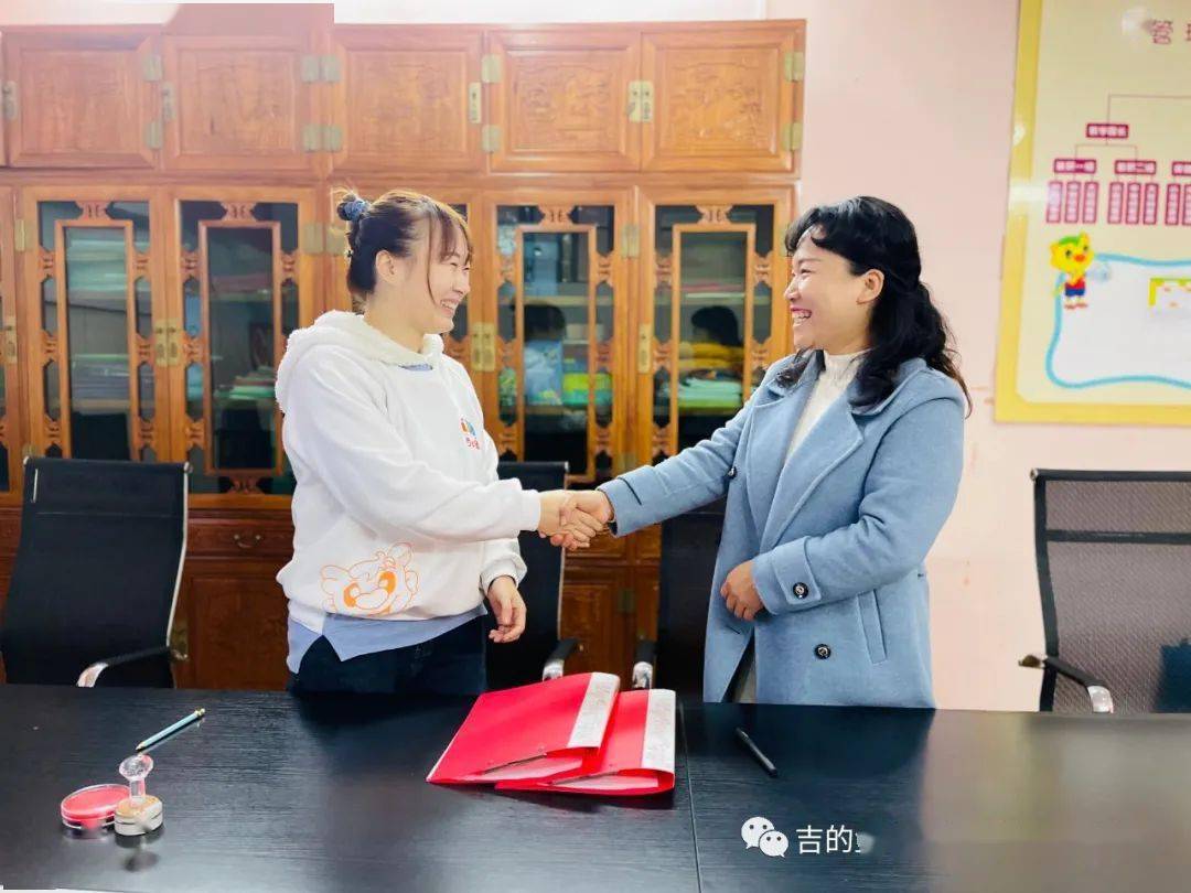 
携手高校 共促发展—赣州师范高等专科学校“教育实践基地”签约授牌-火狐电竞官方网站(图9)